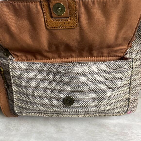 Fossil kinley Cotton stripes beige and taupe leather tan trims crossbody bag. - Picture 8 of 13